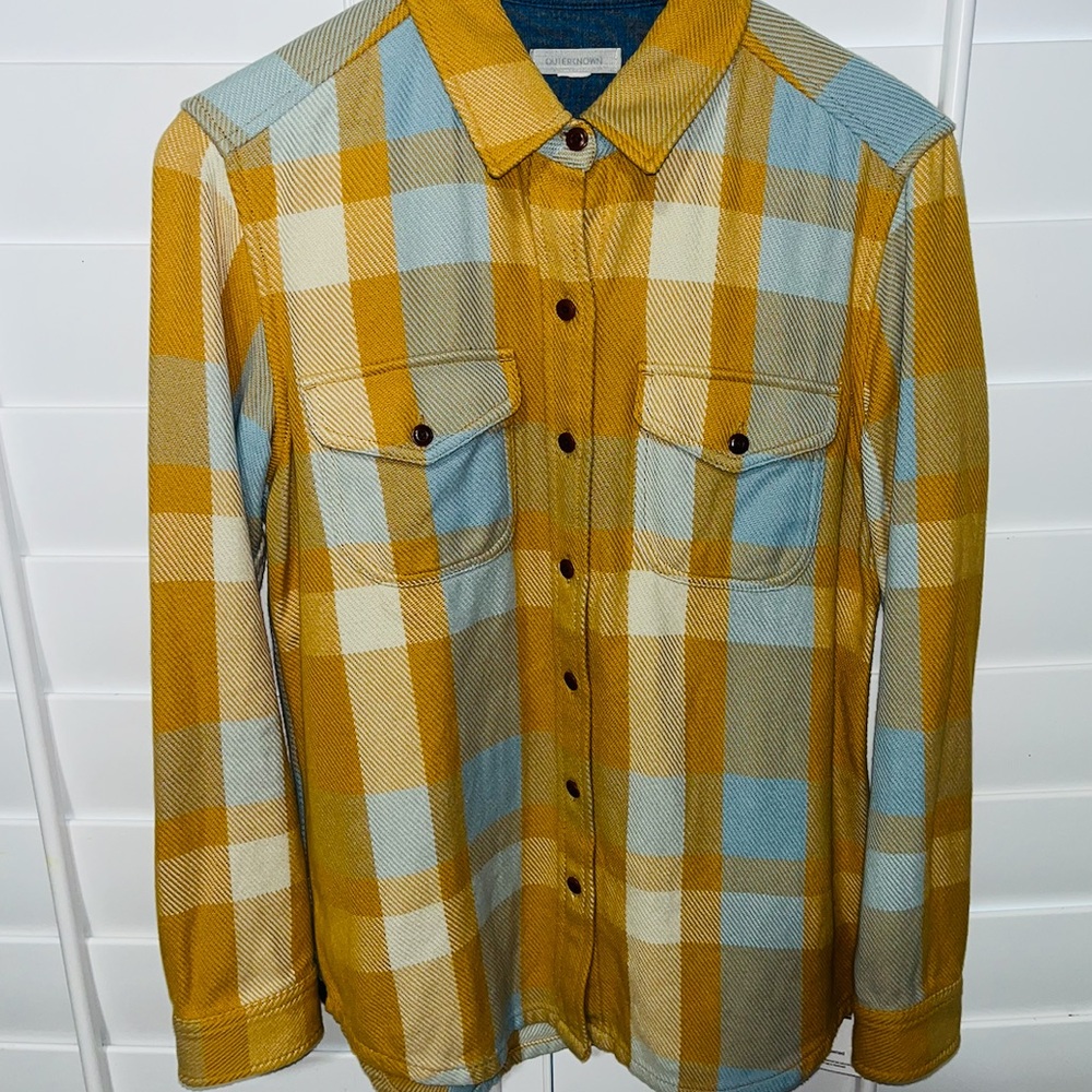 OUTERKNOWN SZ XS/S Plaid Button-Up Shirt in Mustard and Blue